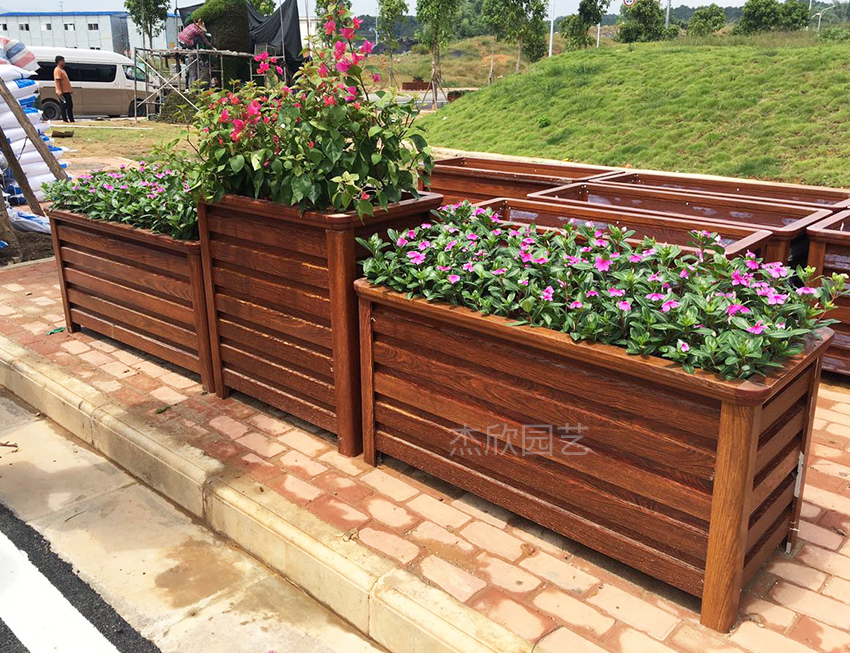 預(yù)算不高，應(yīng)該怎么選花箱？