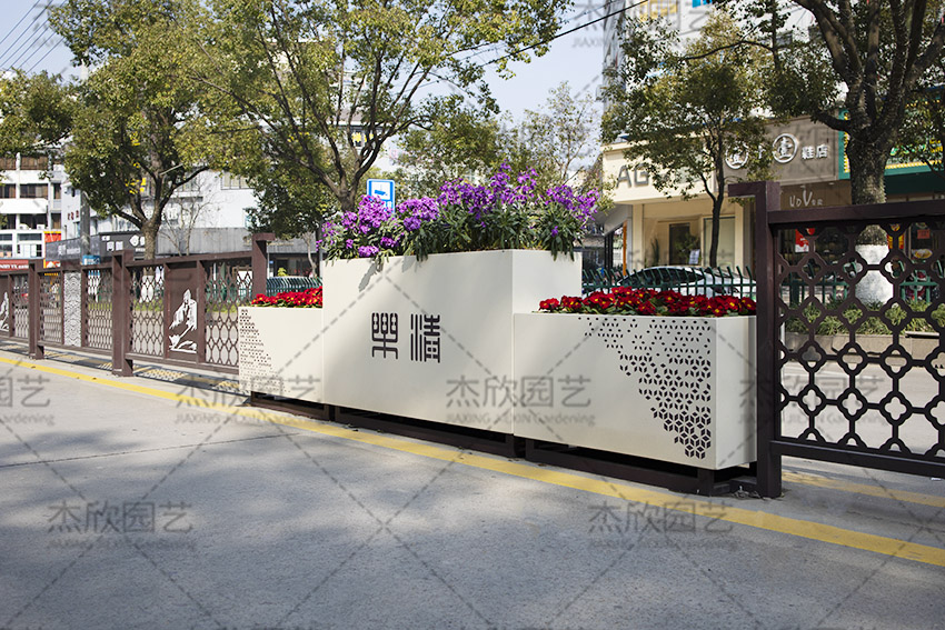 欄桿花箱怎么挑選？